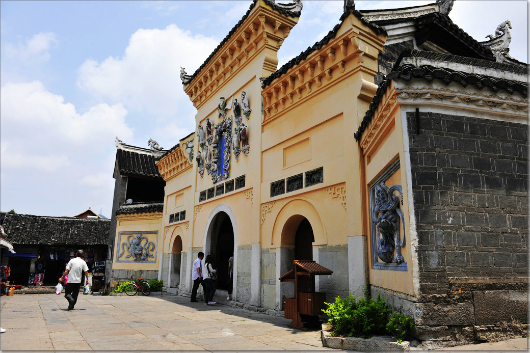 贵州人气很旺的一座古镇,是贵州四大古镇之一,全天开放