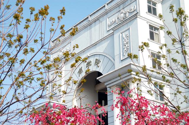 武昌理工学院商学院教师线上教学"谱新曲" 师生玩转"云互动"