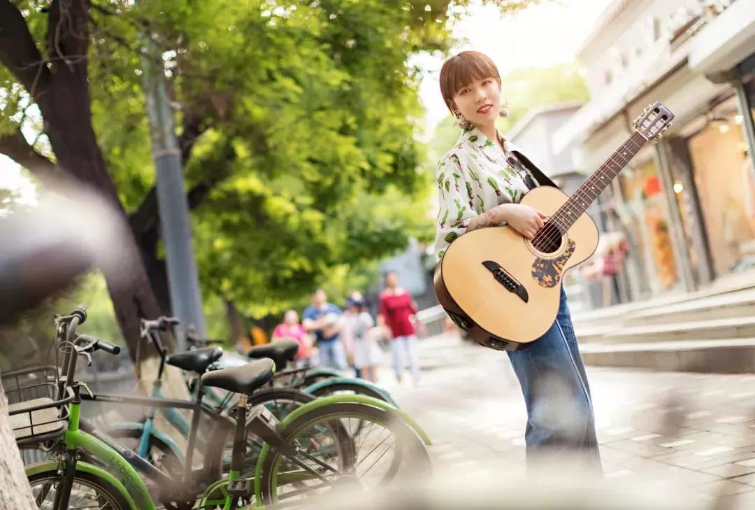 曾雪雅丨我可以面对世间的风暴只要你能把我拥抱