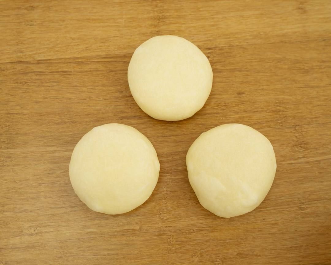 这一口新疆大列巴,让你满嘴都是阳光果实的味道!_面团