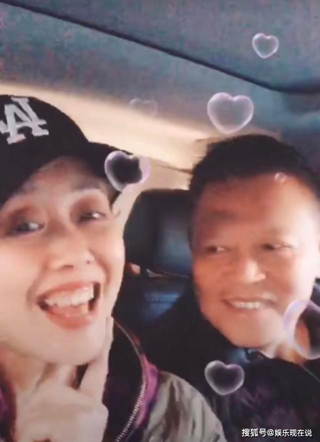 与爱妻裸婚38年恩爱如初,今63岁长这样_赵小锐