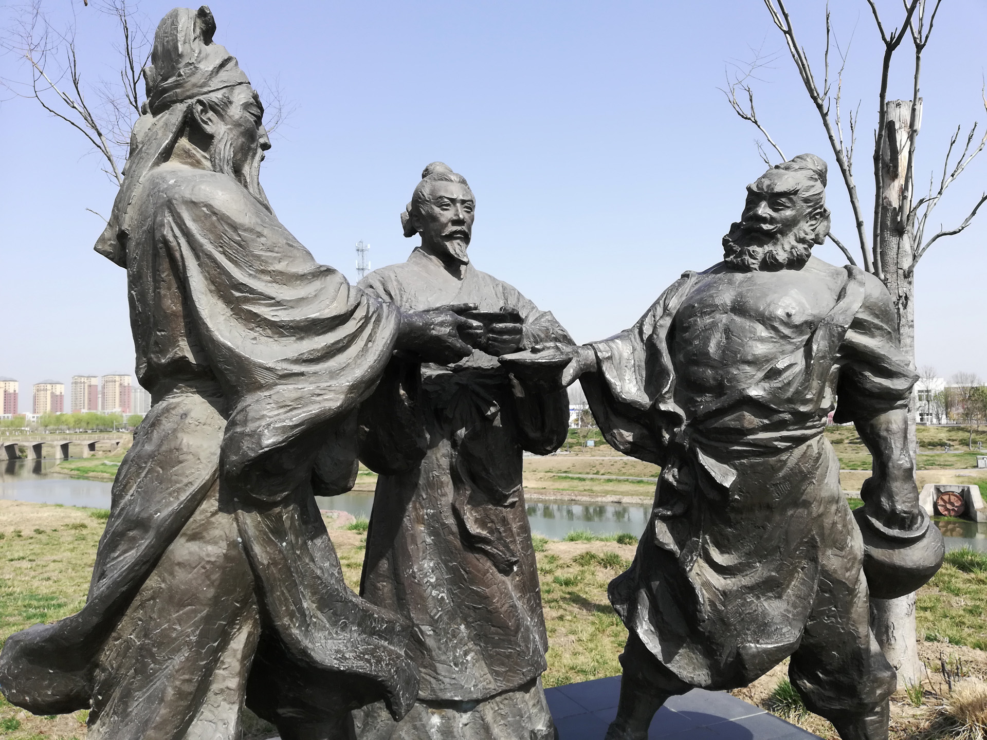 用5组雕塑诠释儒家“五常”,许昌这个景点做得好-搜狐大视野-搜狐新闻