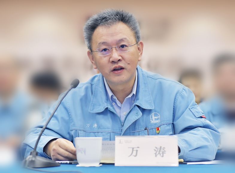 万涛强调,公司上下要立即行动起来,大力实施"百日攻坚创效"行动.