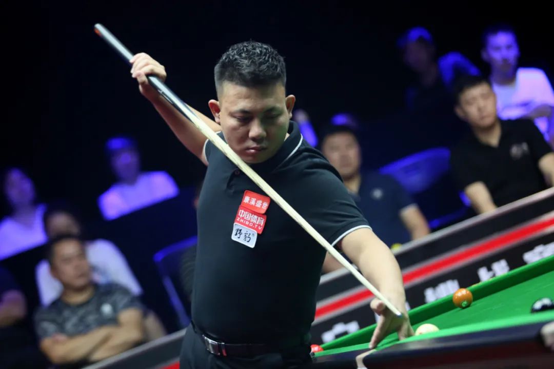 据郑宇伯本人透露,自己的身体状况不错,几个月前就重新拿起了球杆