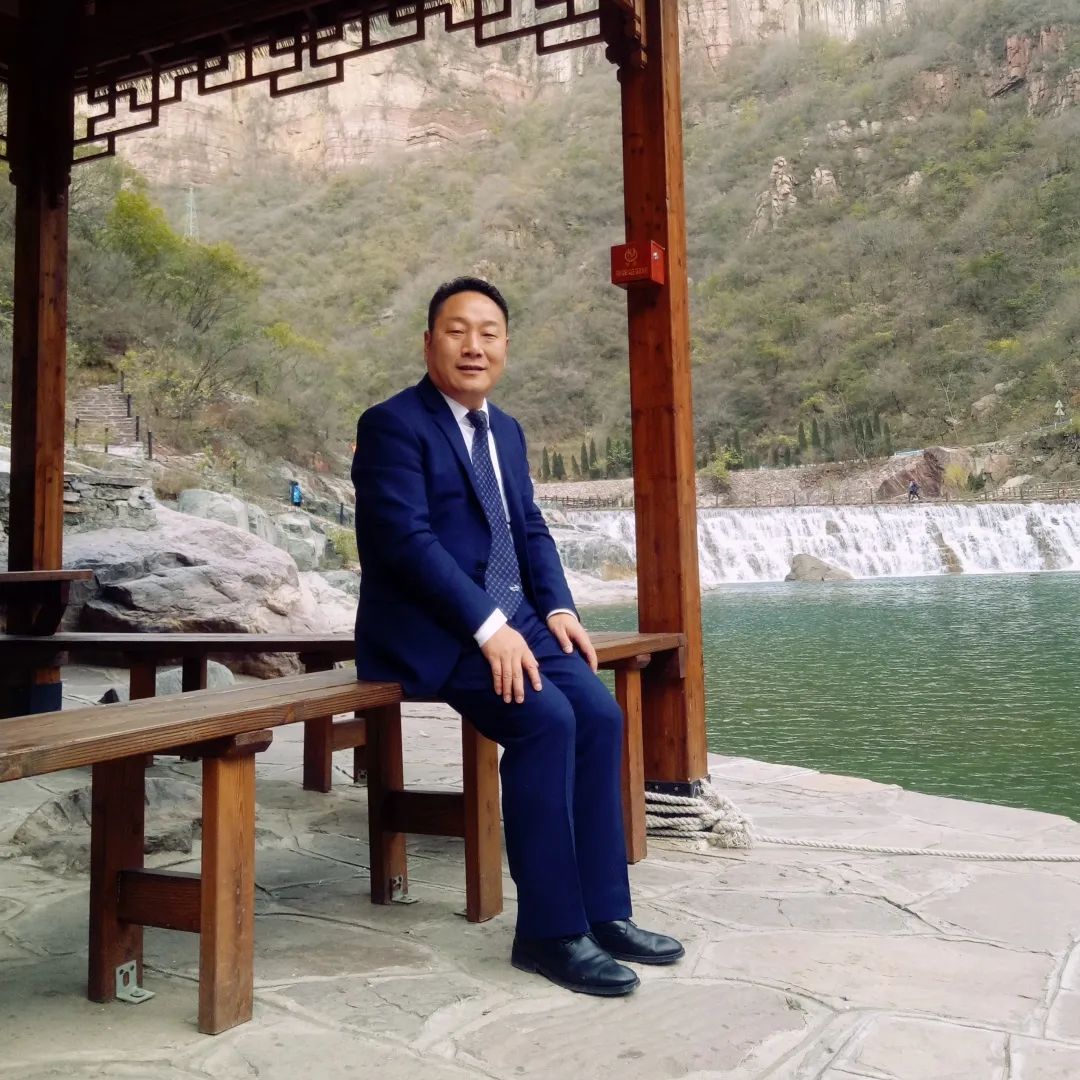 温哥华中文电台丨唐仲杰青春是一道夺目的光芒