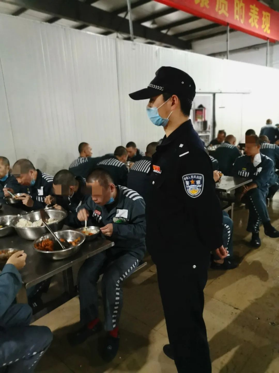 狱警抗疫图片图片