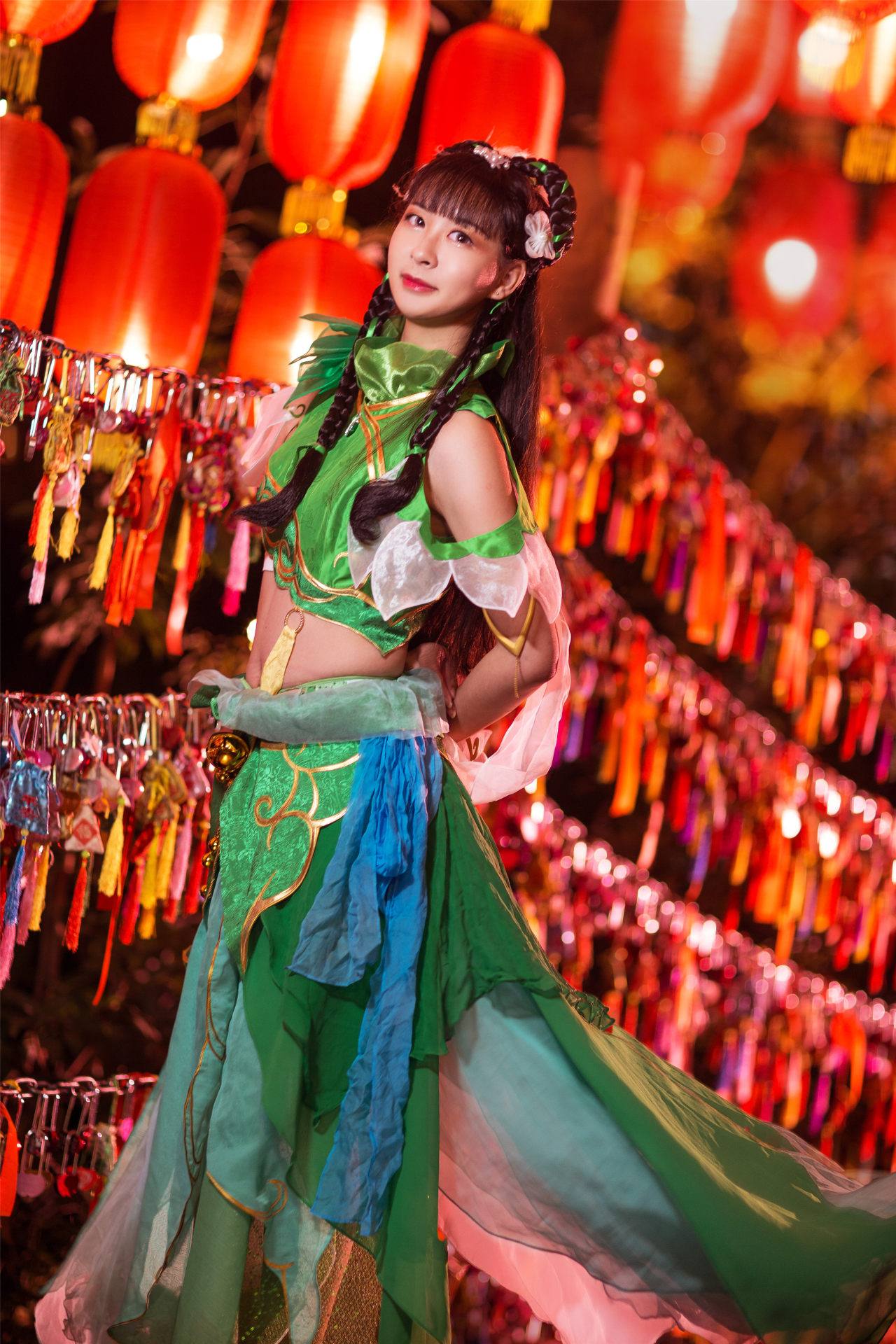 诛仙3华灯初上碧瑶cosplay
