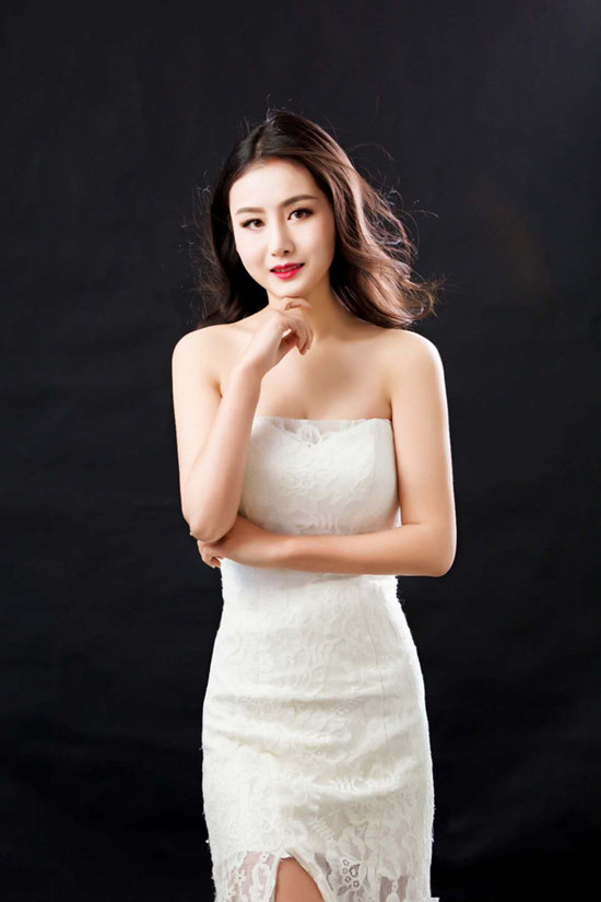 知名歌手演员齐航弟子王湑洨简历