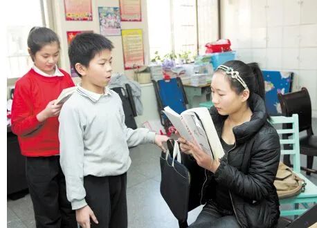 5)当发现孩子背诵很久依然没有效果,可以先让孩子休息很多家长对于