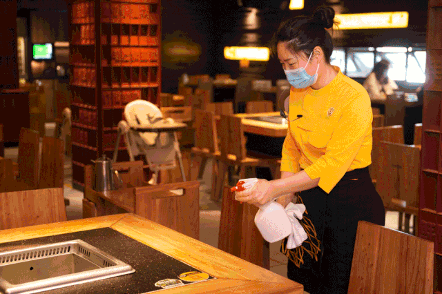 "巴奴毛肚火锅堂食复工_服务