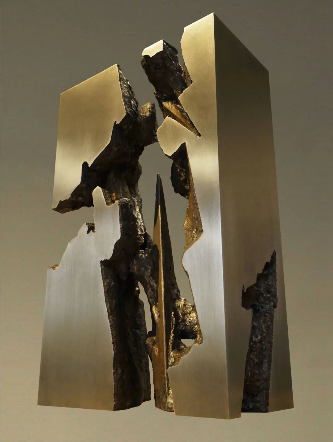 清华美院副教授冯崇利作品入选丝路之梦2020中国民勤第三届沙漠雕塑