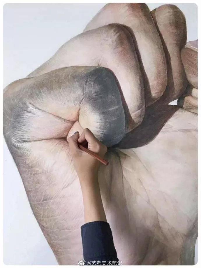 超写实静微素描作品!央美造型专业的必经之路,要很用心才行