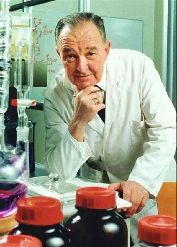 【经理人会员俱乐部推荐】杨森制药有限公司创始人——保罗·杨森