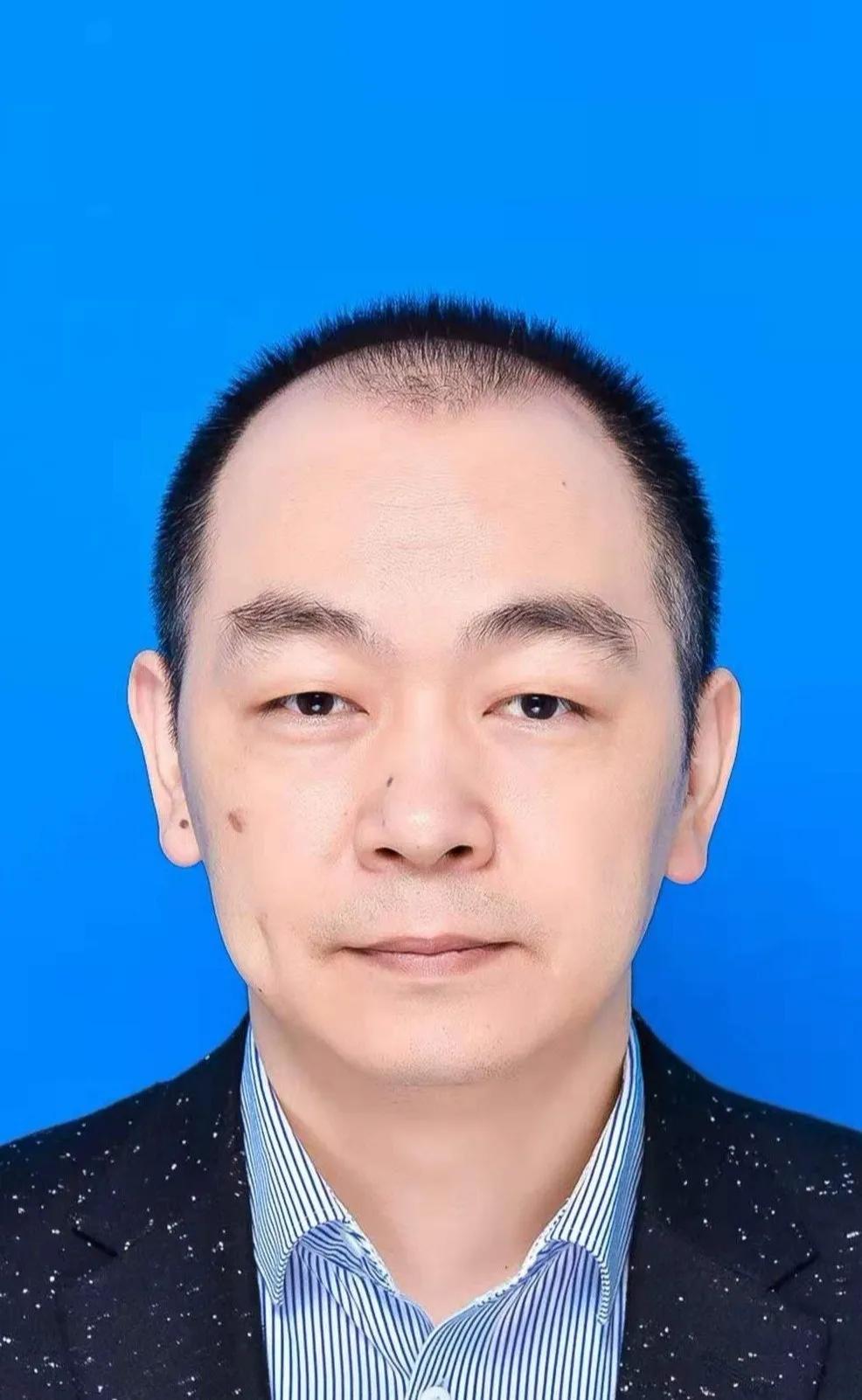 郭雄猛天马微电子集团流程与信息化管理中心负责人,拥有20年以上信息