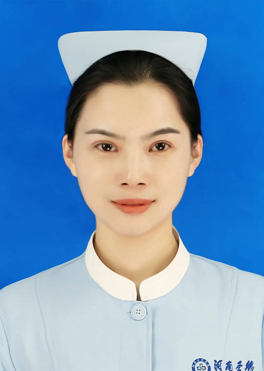 河南圣德医院4名抗疫一线医务人员获信阳市表彰