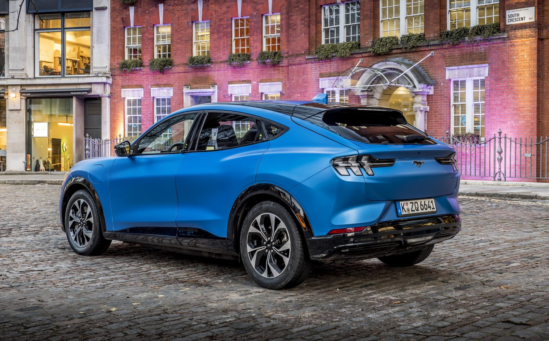 新款福特野马mache将于5月11日开始销售起价超31万元配155英寸中控大