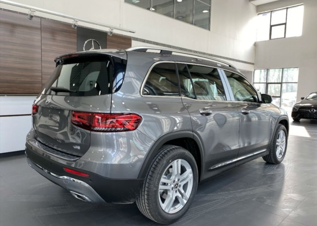 打算入手奔驰glb200动感型这款车值得买吗现在入手要多少钱