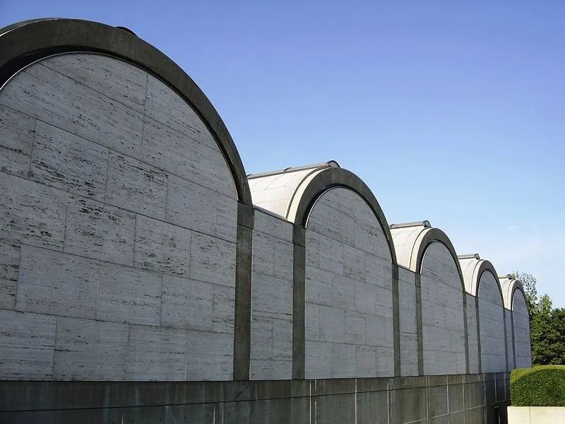 在1966年,美国德克萨斯州,肯贝尔夫妇打算为其私人收藏建一座美术馆.