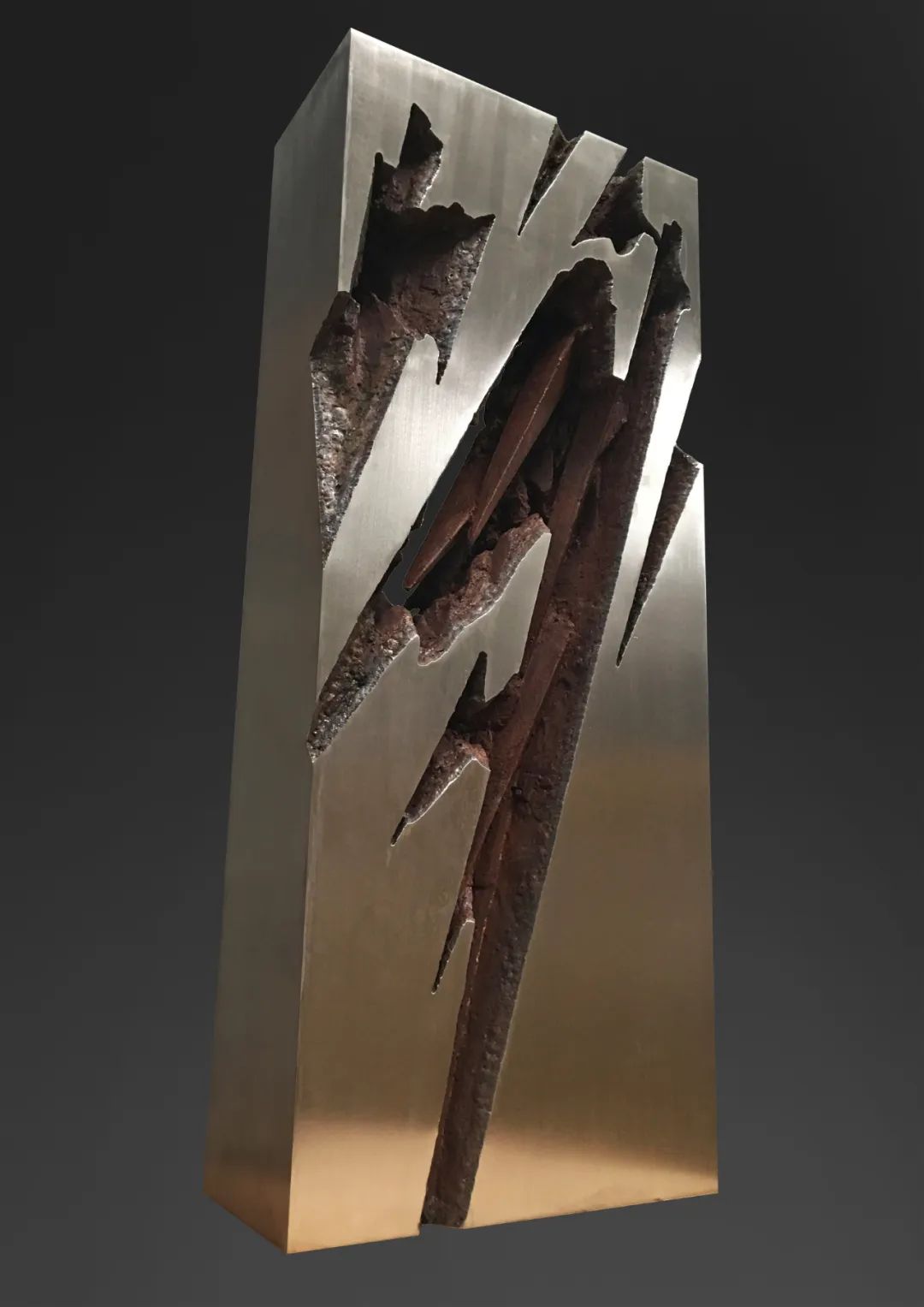 清华美院副教授冯崇利作品入选丝路之梦2020中国民勤第三届沙漠雕塑