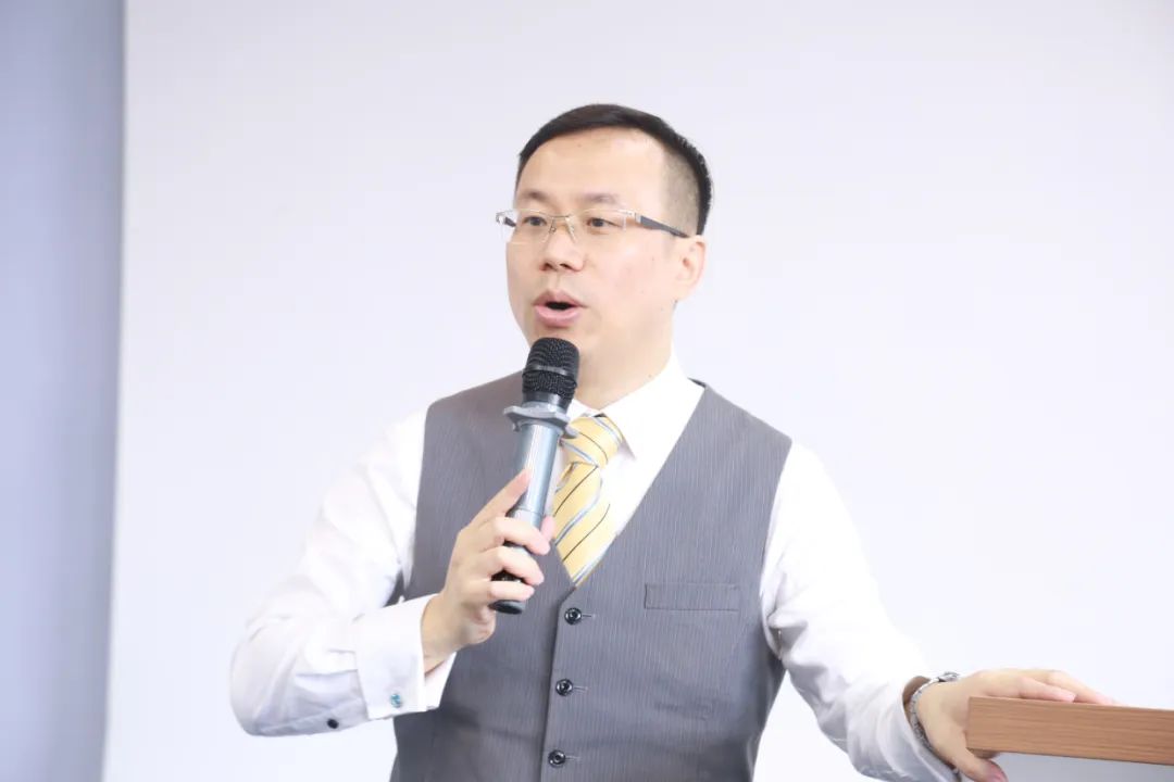 5g演播厅微故事人物ip专访,广东微视广州采编中心走出手机电视宣传推