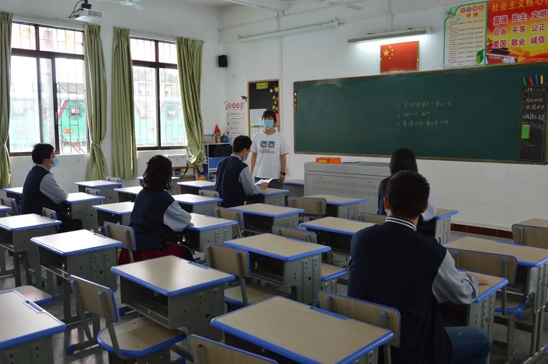 一起去南区这所学校的演练现场看看