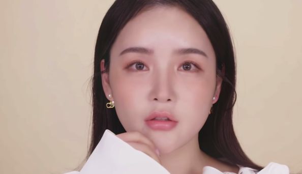 8 美妆博主:跟着大神学点招儿!_jella