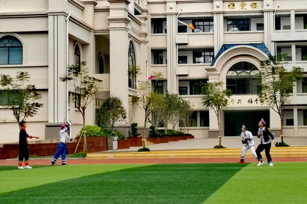 多彩三月三浓浓壮乡情南宁市桂雅路小学在线玩转创意三月三