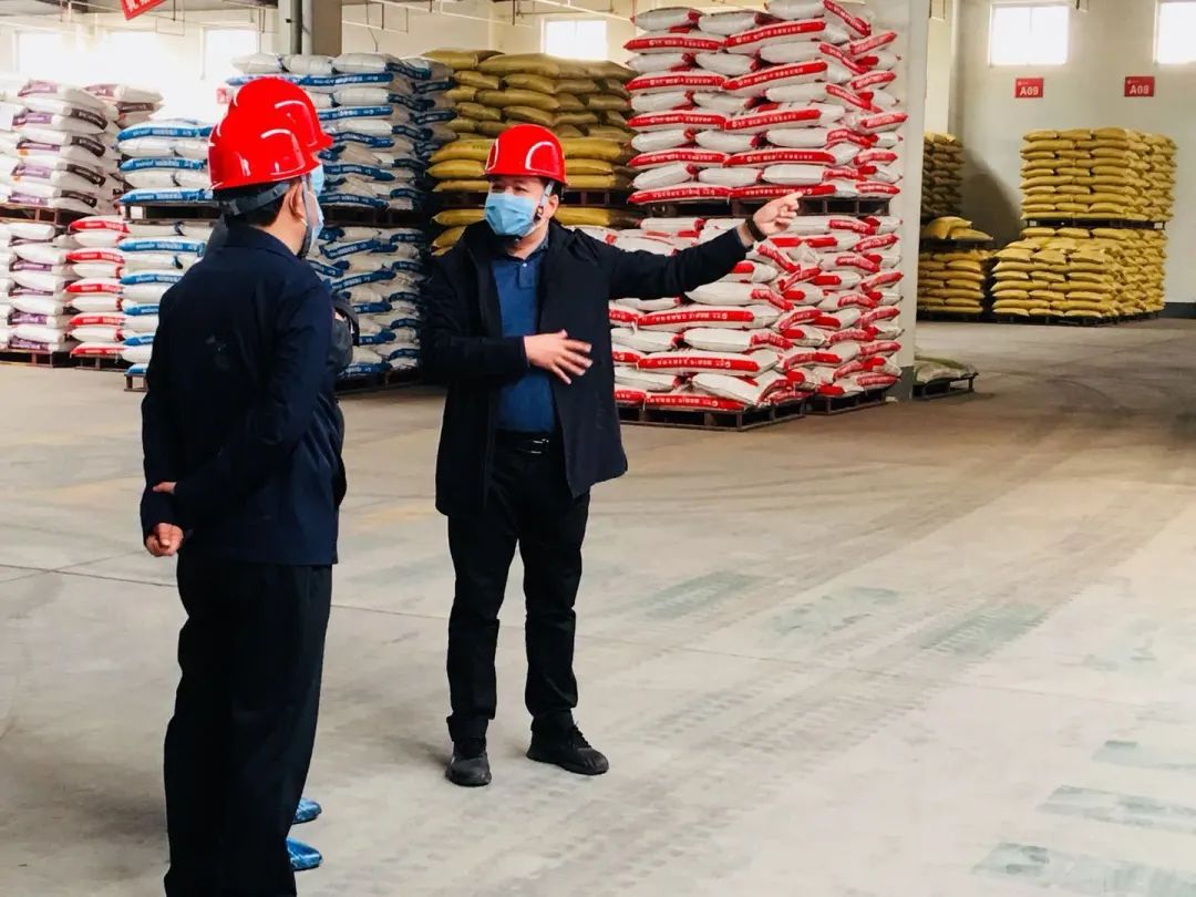 高平市副市长许宏建考察高平傲农复产工作强调守好责任田