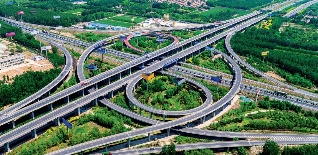 高速路网铺就快捷通道
