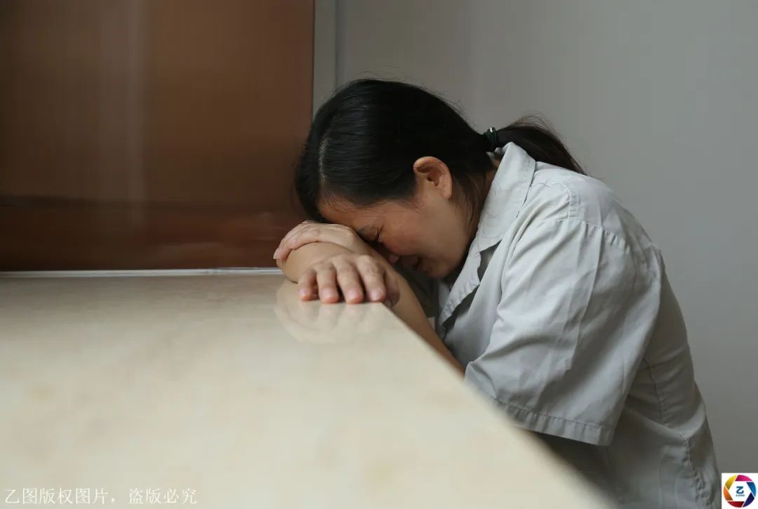 梦见妈妈安装电话机子(梦见安装电话线什么意思)