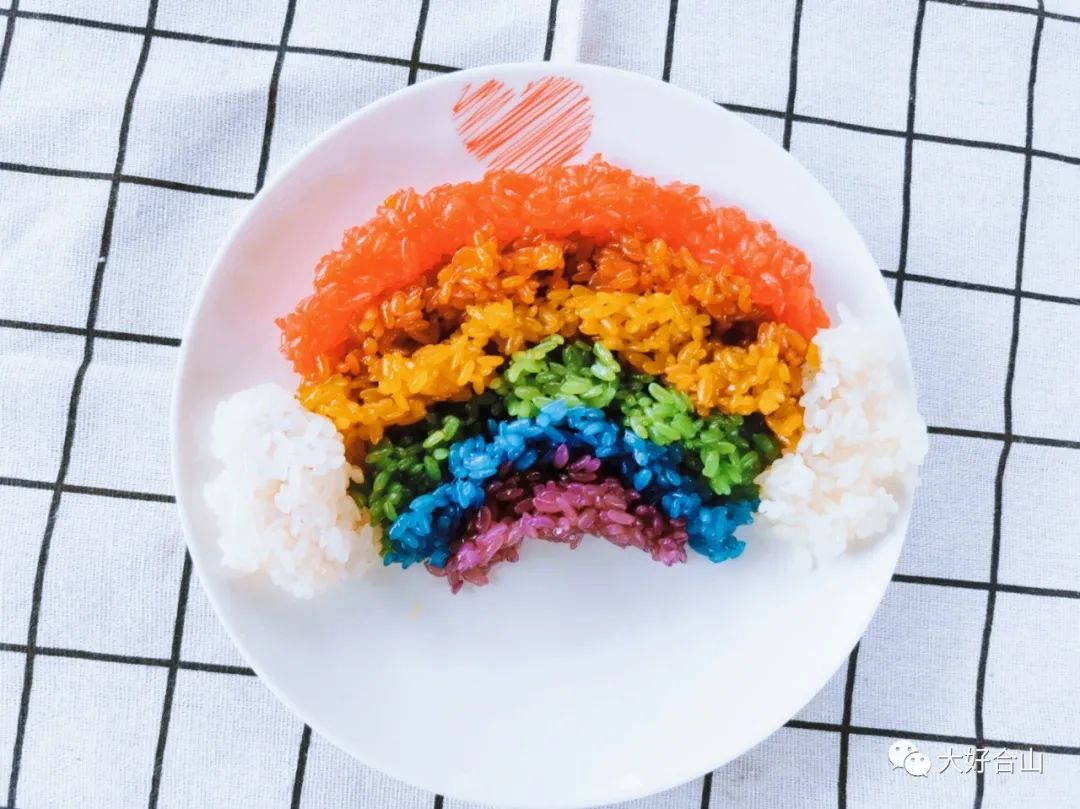 【壮族三月三】吃货的你看过来,合山七彩糯米饭出锅喽!