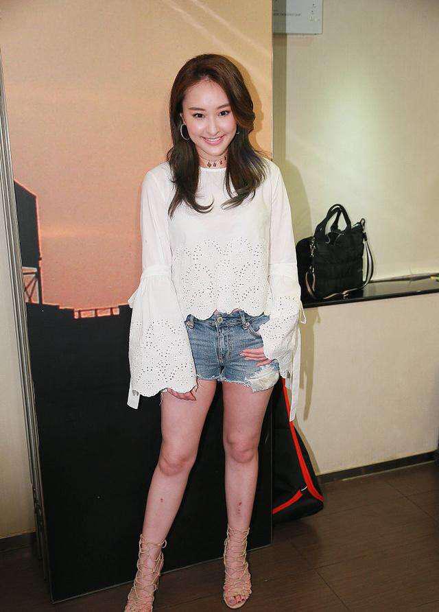 tvb小花宣布升级为人妻后首现身拍剧 大方透露生活中养生秘_谭凯琪