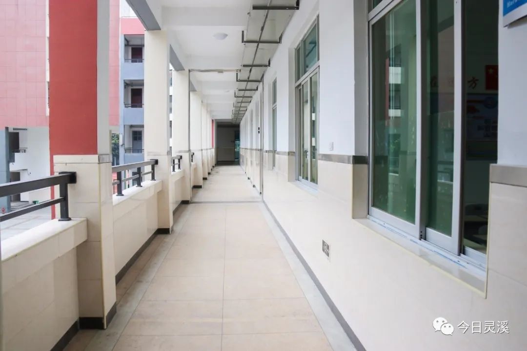 开学前的灵溪四小灵溪四中