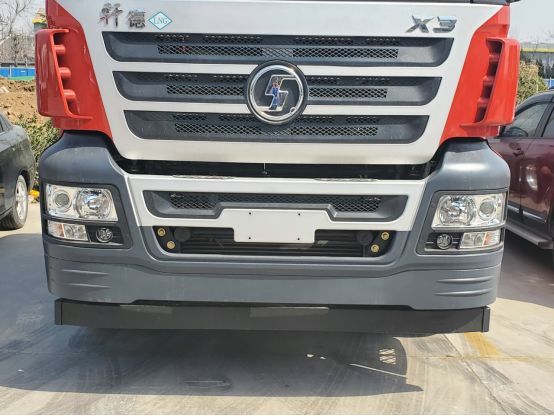 陕汽轩德x3 lng重卡卖39万元!除了玉柴13l发动机外,还有啥牛配置?