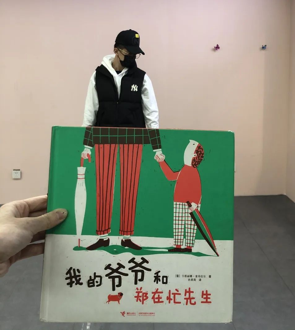 福利秀出你的书脸创意赢图书礼包书展门票