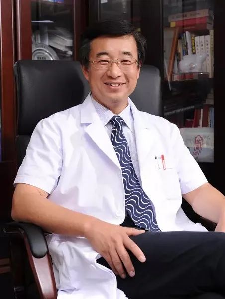【德育讲堂】@全体灵娃,听老师讲"疫"线故事(第十一期)_王辰