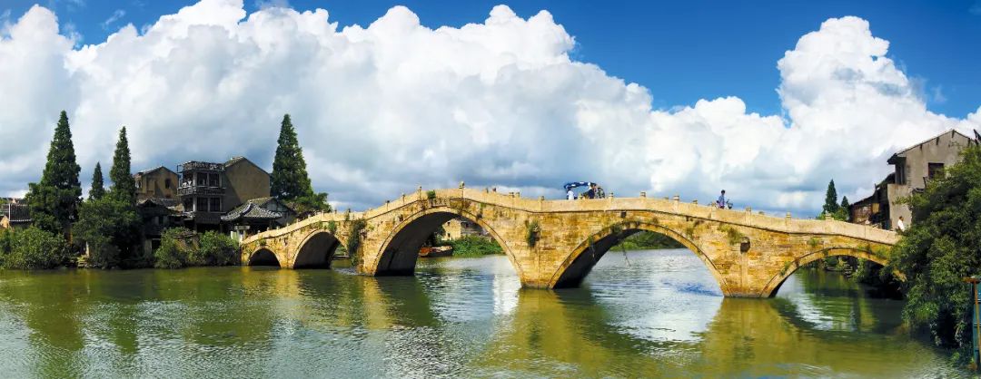 横湖新村 蒋友彬摄石桥头镇西城新村 蒋友彬摄石桥头镇西城新村温岭