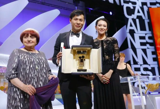 这部影片拿下第66届戛纳电影节金摄影机奖,并在第50届金马奖上获得