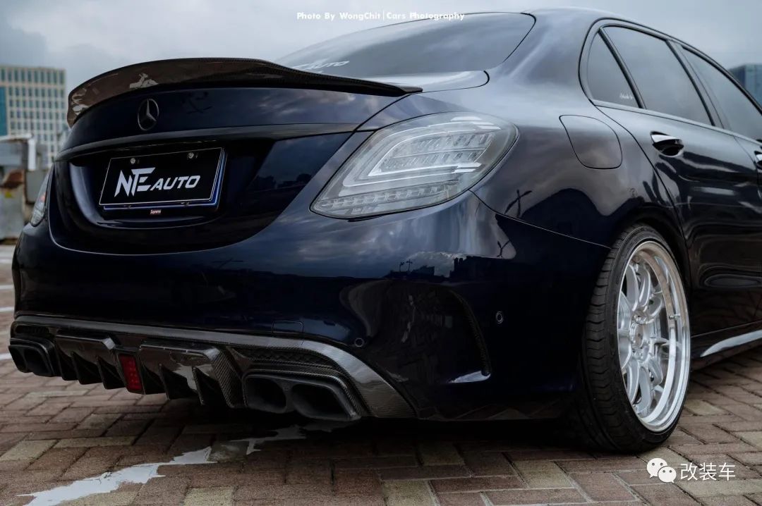玩车路上永远孜孜不倦,壕气车主改装奔驰 c260l 案例