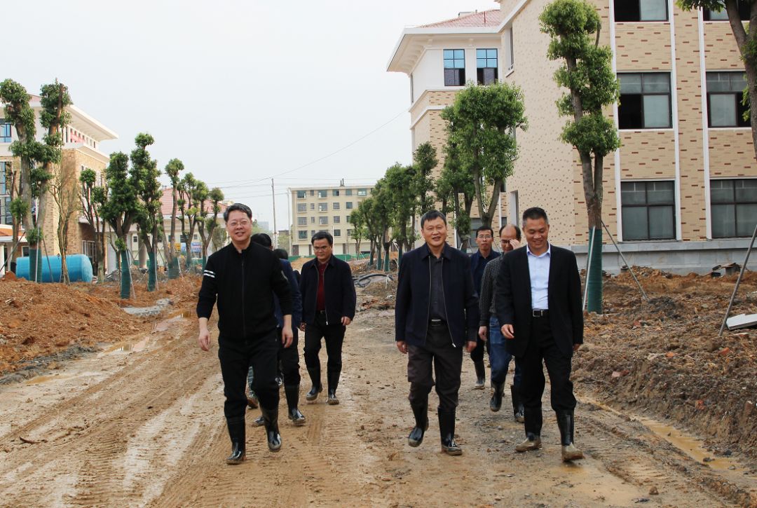 市人大常委会副主任廖成铭到宁都调研宁都中学新校区校建工作