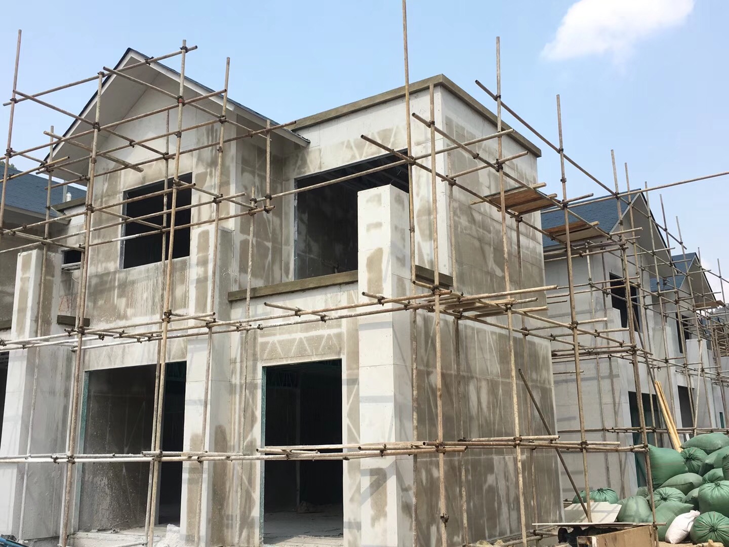 农村轻钢别墅三种墙体工艺技术特点