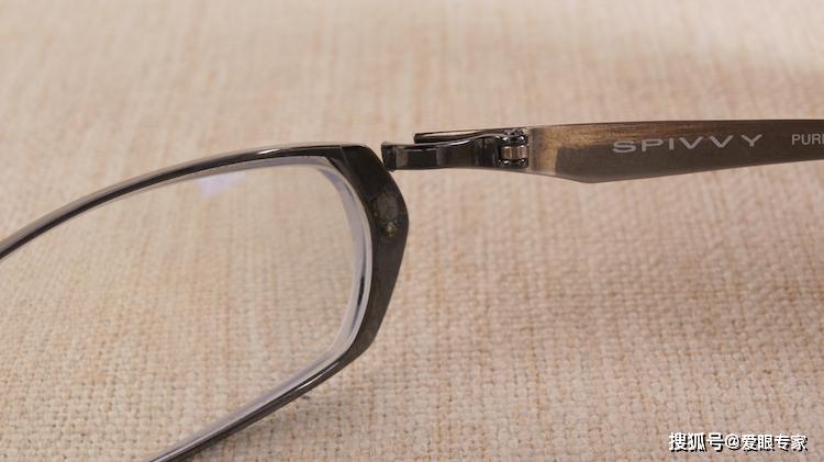 日本spivvy眼镜介绍,以及spivvy纯钛眼镜的修理维修
