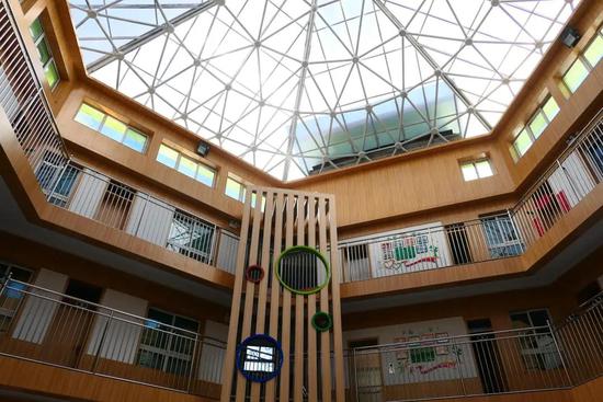 万物复苏美好尽归邀你收听来自春天的电台太原市育英幼儿园