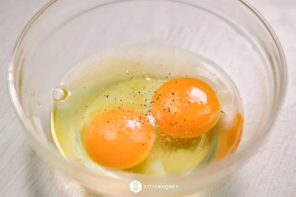 蜂蜜和鸡蛋可以一起吃吗会不会死人呀(蜂蜜和鸡蛋能一起吃吗)