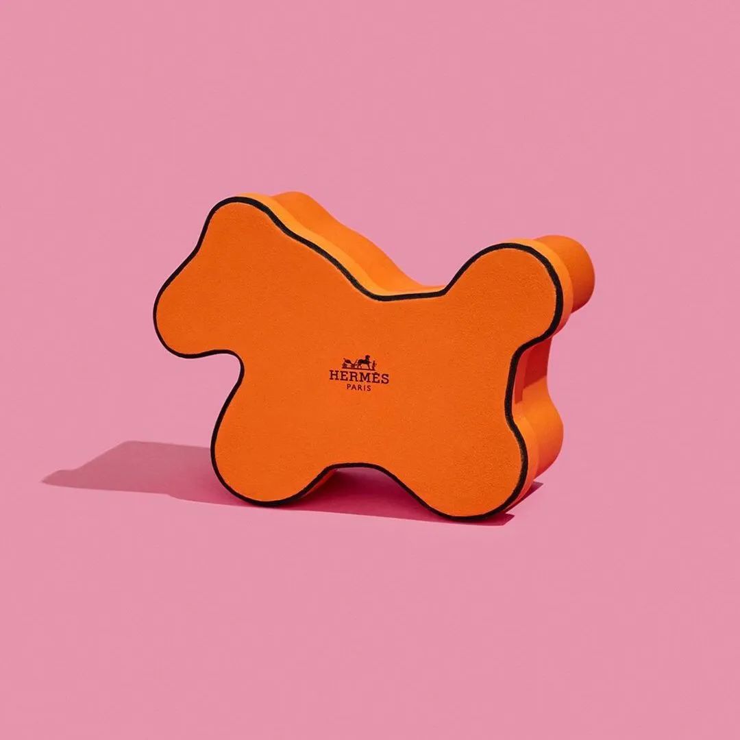 爱马仕最新橱窗设计每一次都出乎意料