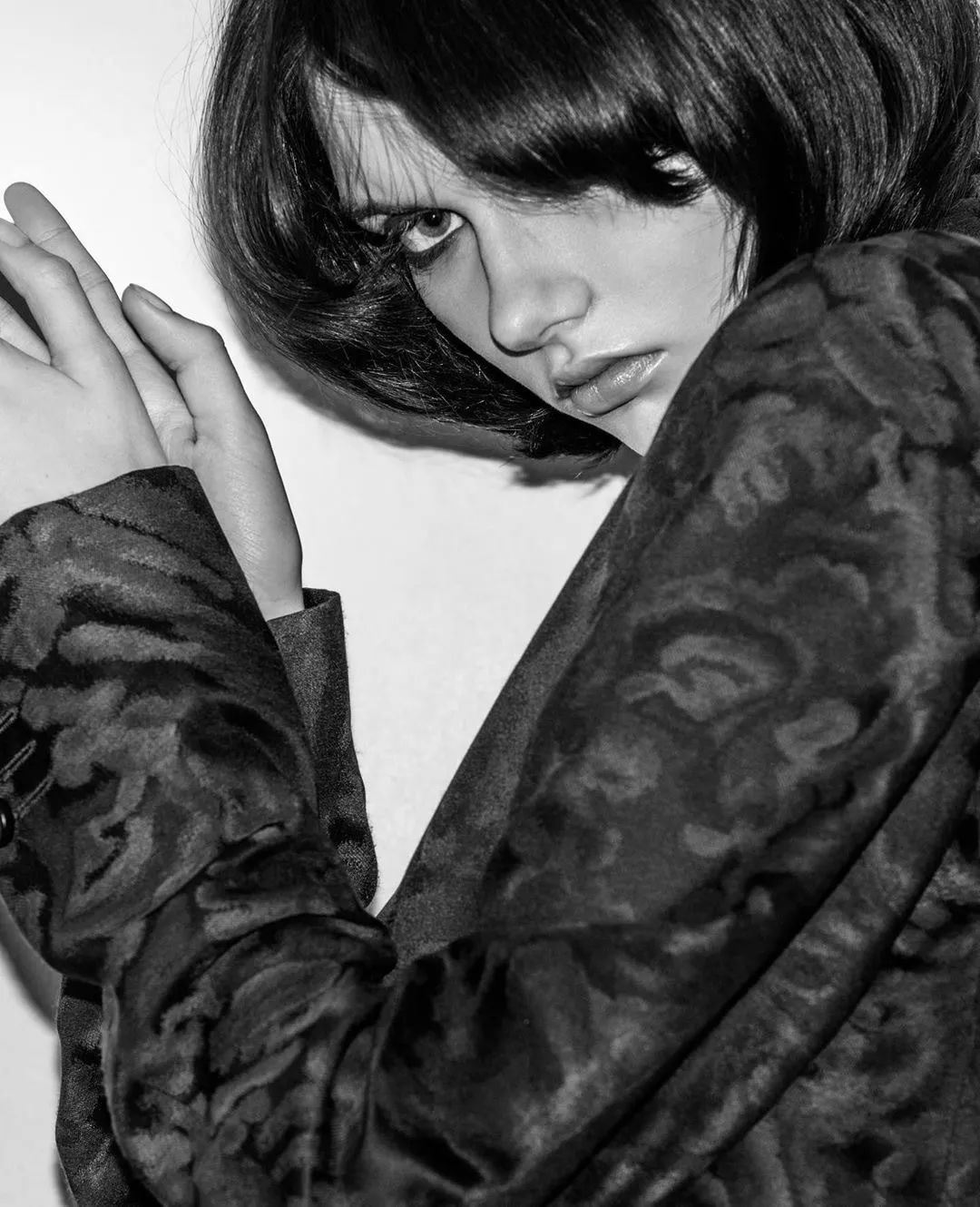 厌世脸怎么就火了以后请多多板着脸