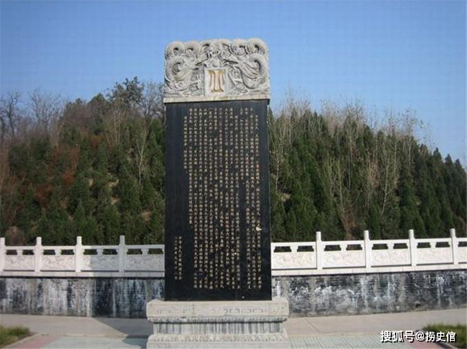 相传姜太公死后葬于周的镐京,故《史记·集解》引郑玄言曰:"太公受封