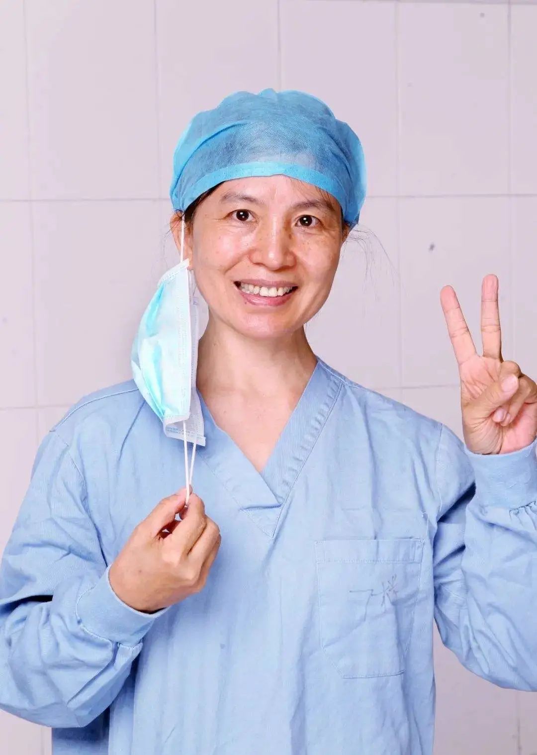 "信"心战疫|《safe and sound》_疫情