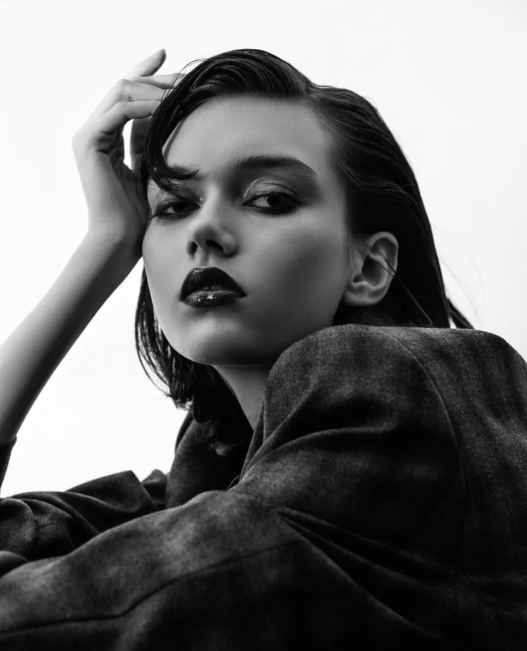 厌世脸怎么就火了以后请多多板着脸