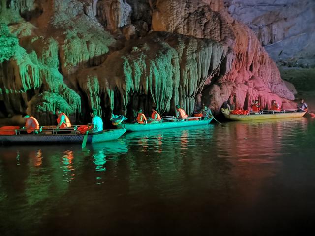 三月三相约游广西百色通天地下河景区等你来嗨歌